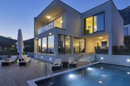 Villa Nera1 with pool