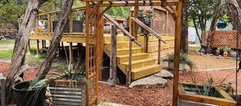 Home Sweet TEXAS Home Lodge Style Home Hot Tub Outdoor Kitchen with Eating Area and Propane Fire Pit