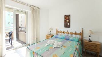 3 Schlafzimmer, BĂŒgeleisen/BĂŒgelbrett, kostenloses WLAN, BettwĂ€sche