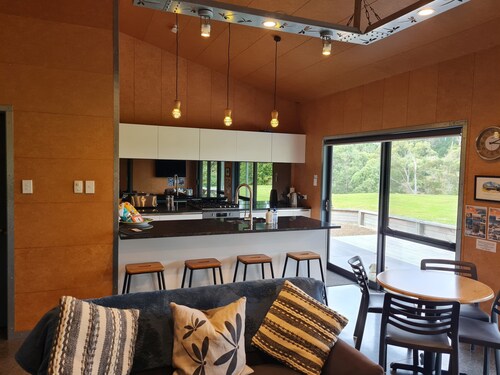 Dragonfly Barn - Kerikeri - Beautiful Rural Views