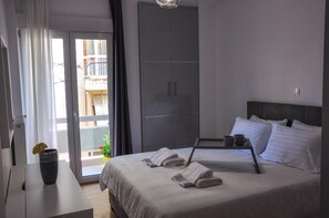 2 habitaciones, tabla de planchar con plancha, wifi y ropa de cama 