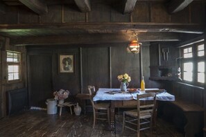 Dining - Apartment in old Alsatian farmhouse (Rangen, Grand Est)
