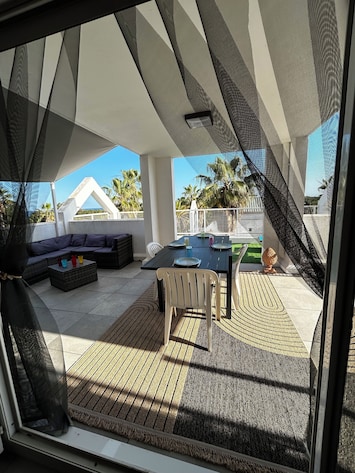 Terrasse ombragée plein sud