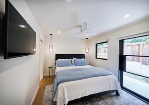4 Schlafzimmer, Bügeleisen/Bügelbrett, Reisekinderbett, WLAN