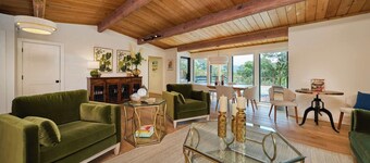 Fire-Pit, Putting Green, Outdoor Living, Close to Downtown Carmel!