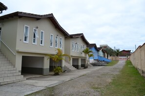 Esterni
