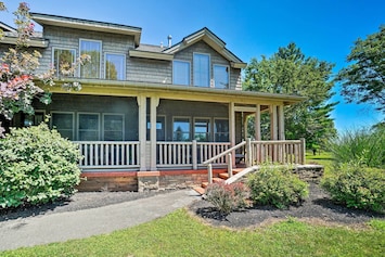 Conneaut Lake Vacation Rental | 3BR | 2.5BA | 1,800 Sq Ft | Steps to Access