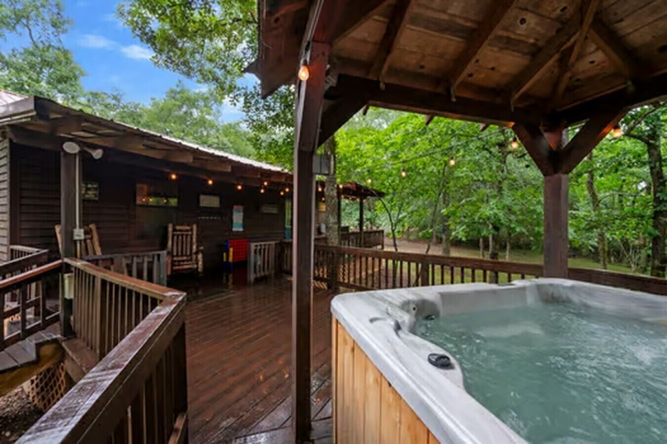 Bain à remous extérieur