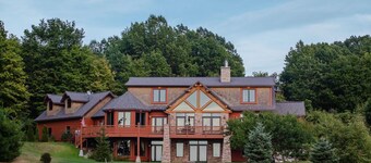 Escape to Nature. Indulge in Comfort. Create Unforgettable Memories.