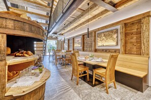 تناول الطعام