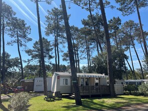 Exterior - 4-6 person bungalow at Dune de Contis (Saint-Julien-en-Born)