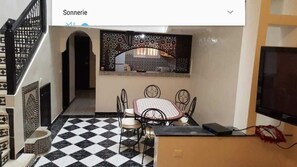 تناول الطعام