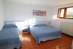 2 bedrooms