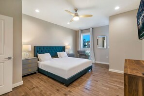 4 bedrooms, iron/ironing board, bed sheets