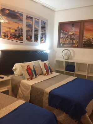1 bedroom, iron/ironing board, WiFi, bed sheets - Gran Via Apartment 40% DISCOUNT.-CHUECA- (MADRID)