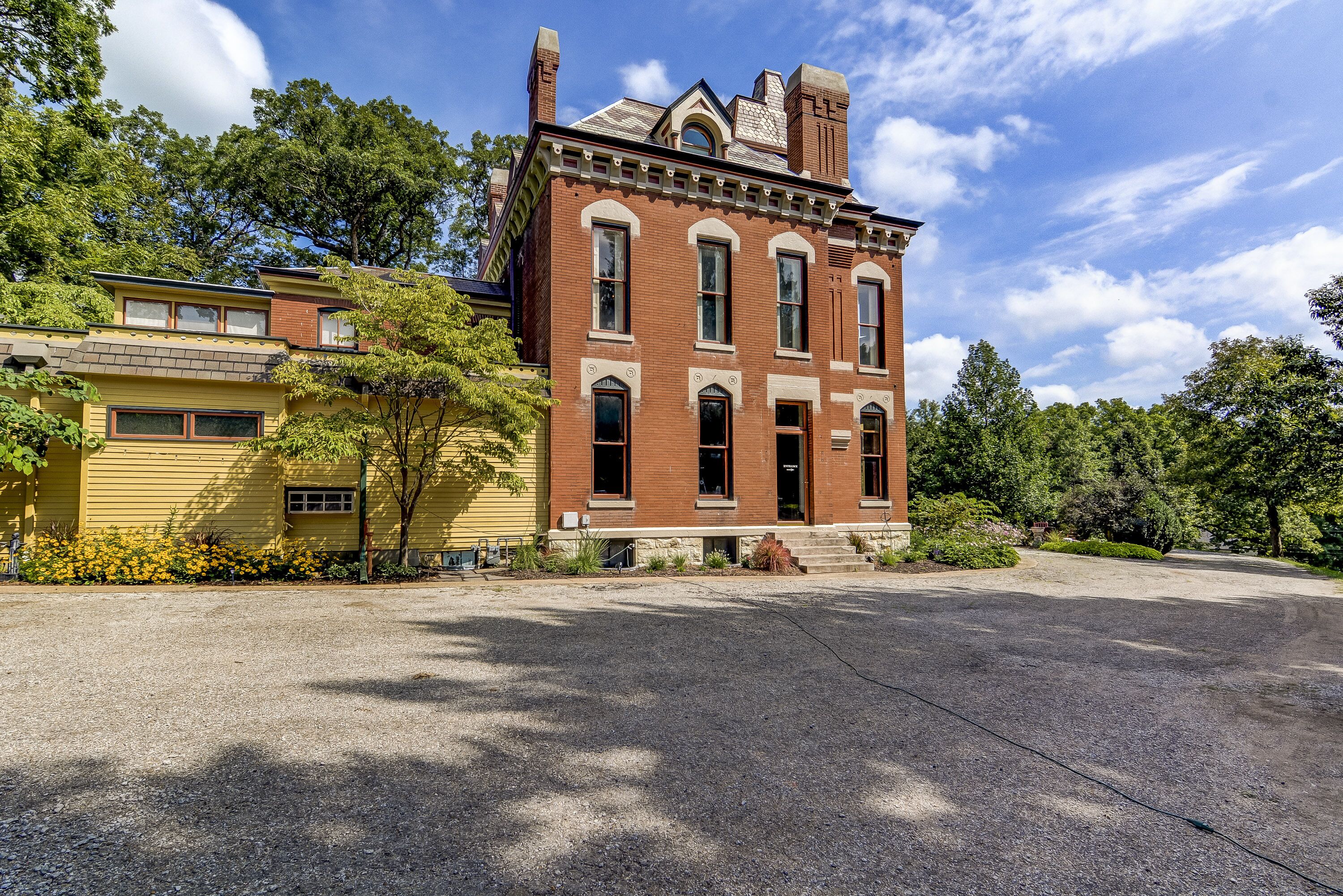 Top 10 Mansion Rentals In Illinois, USA Trip101