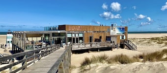 Detached 6 persons vacation home by the sea 2 minutes walk from the beach in Zeeland