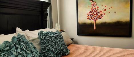 1 bedroom, iron/ironing board, free WiFi, bed sheets