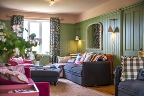 Télévision, cheminée, Netflix, services de streaming