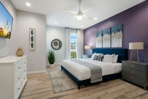 4 habitaciones, tabla de planchar con plancha y ropa de cama 