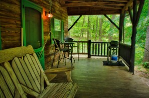 Terrace/patio - Cozy Cabin Among the Trees - Rustic Charm, Modern Comforts,  26 Secluded Acres  (Stoystown)