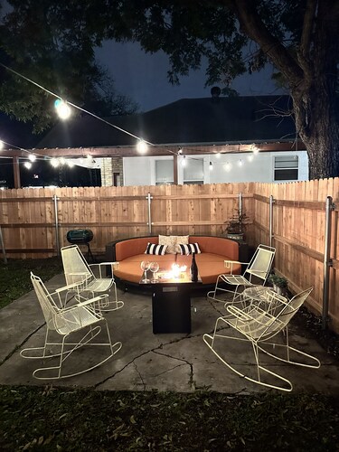 Clay Cottage- Magnolia, Baylor and Downtown Waco