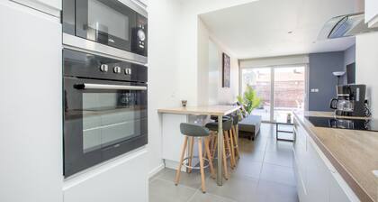 Apartamento nuevo con terraza.
