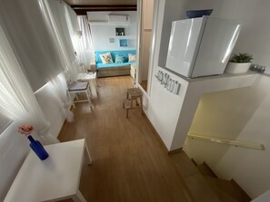 1 dormitori, planxa i posts de planxar, wifi gratuïta i roba de llit 