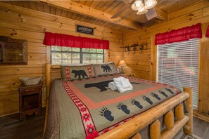 1 bedroom, iron/ironing board, free WiFi, bed sheets - Endless Views! 15 Mins-Dollywood-Splash Country! (Sevierville)