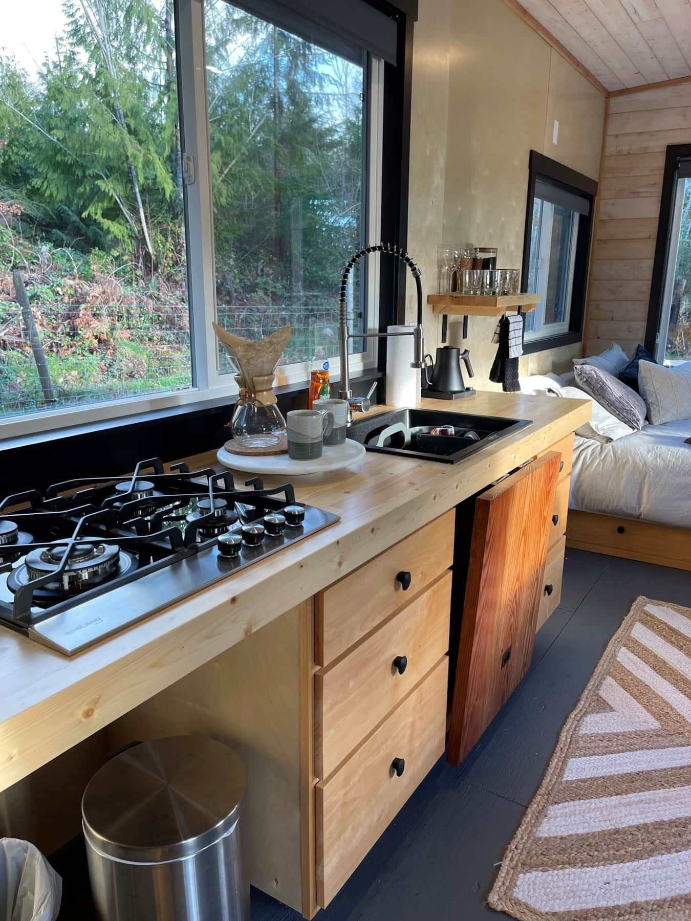 The Nest - Brand New Cabin with Hot Tub