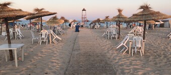 Tazarka House Near Beach