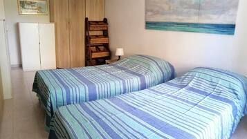 3 chambres, fer et planche Ă repasser, lit parapluie, Wi-Fi gratuit