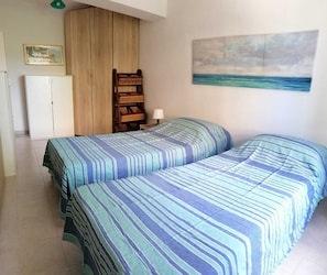 3 chambres, fer et planche Ă repasser, lit parapluie, Wi-Fi gratuit