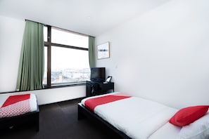 Habitación Deluxe con 2 camas individuales, no fumadores | Escritorio, wifi gratis, ropa de cama