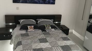 2 chambres, fer et planche Ă  repasser, lit parapluie, Wi-Fi