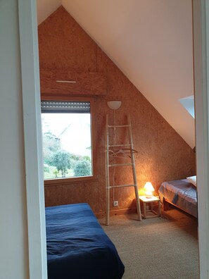 5 chambres, fer et planche à repasser, lit parapluie, Wi-Fi gratuit