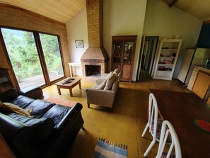Fireplace - Sitio Pindorama / House with panoramic view (Gonçalves)