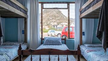 3 Schlafzimmer, Zimmersafe, Bügeleisen/Bügelbrett, WLAN