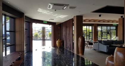 Roxy Hotel Padungan