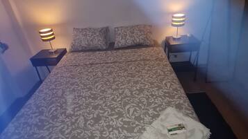 1 quarto, ferros/tábuas de passar roupa, Wi-Fi de cortesia