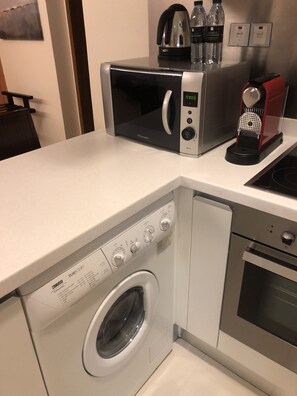 Interior - Studio at address Dubai Mall (Downtown Dubai)