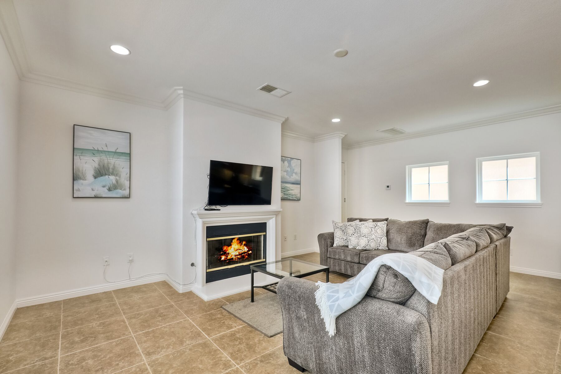 智能電視、壁爐