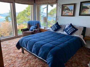 4 bedrooms, free WiFi, bed sheets - Panoramaudsigt: Bay View Beach House (Waldport)