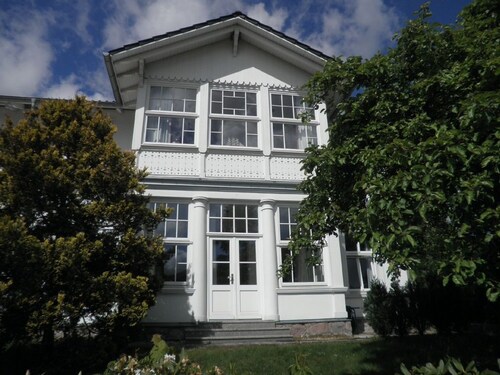 Geräumige und helle Ferienwohnung (70qm) in Heringsdorf, nur 400m zum Strand!