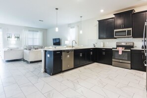 House, Multiple Beds | Private kitchen
