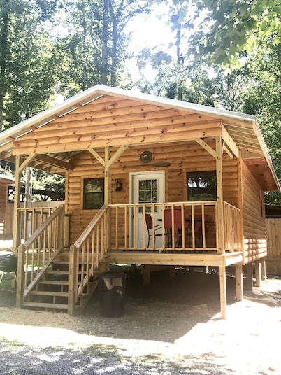 The Bear's Den Cabin in Tellico Plains, Tn...Cherokee National Forest