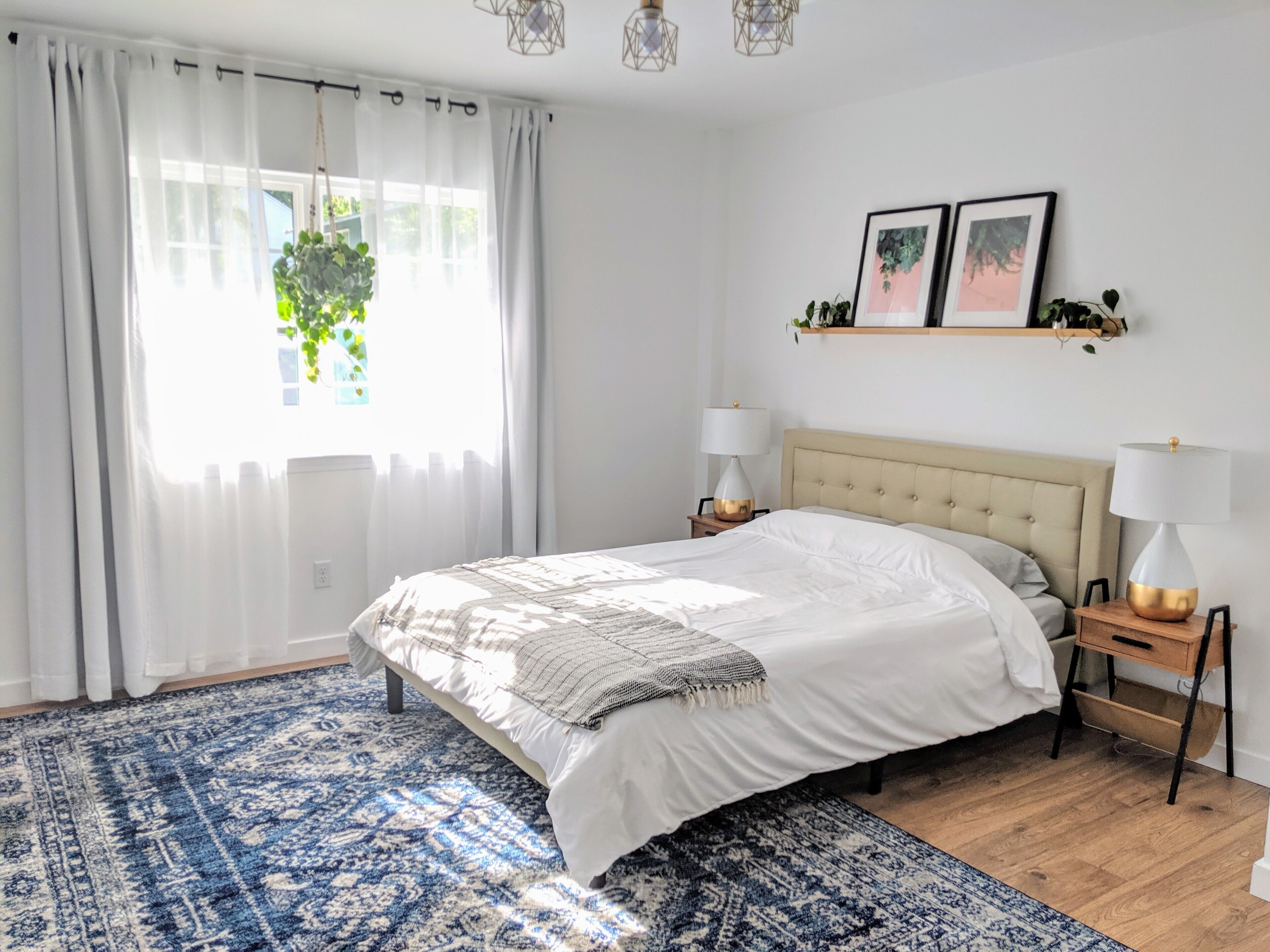 Bright & Airy Private Suite, Walk to Stadium!