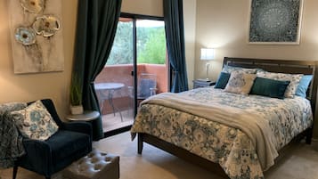 2 slaapkamers, een strijkplank/strijkijzer, gratis wifi, beddengoed