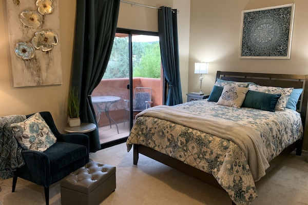 2 soverom, strykejern/-brett, wi-fi (inkludert) og sengetøy