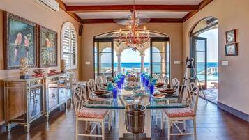 บริการอาหารในห้องพัก